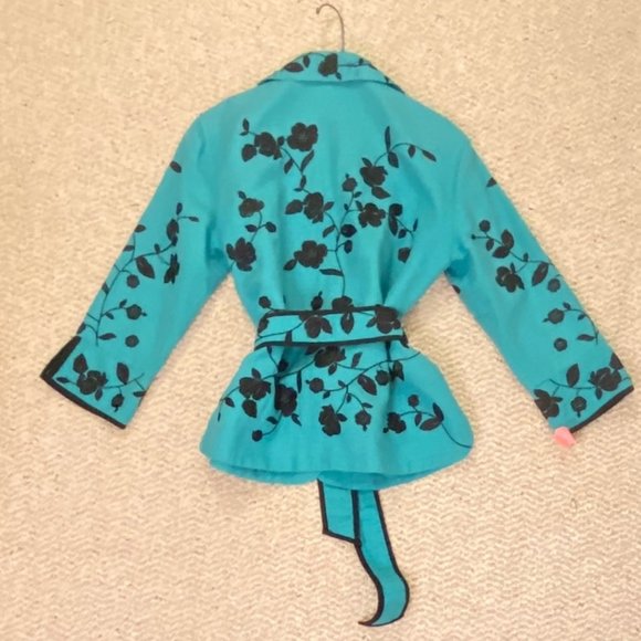 Teal Ladies Blazer -- 100% Silk - Picture 7 of 16